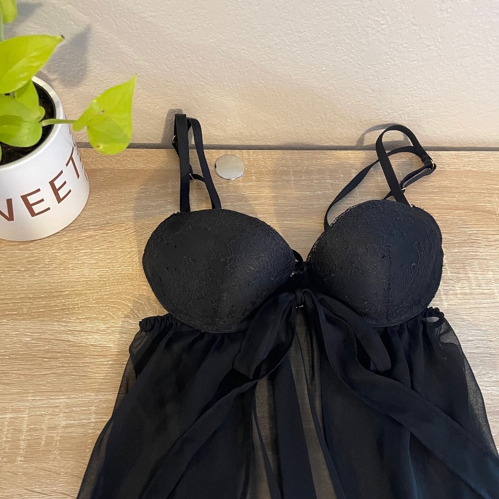 Victoria's Secret Black Lace Babydoll Lingerie Bra Top 34B Front Closure Tie Bow